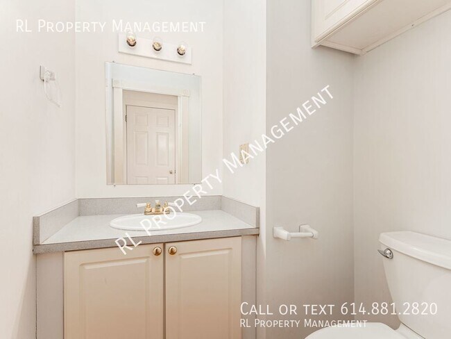 Building Photo - 2 bedroom 1.5 bathroom home in German Village