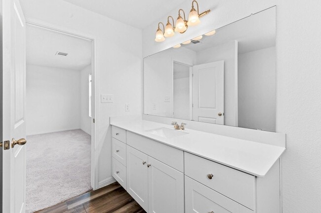 Building Photo - 224 Night Riders Wy