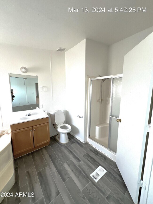 Building Photo - 22548 W Skinner Rd