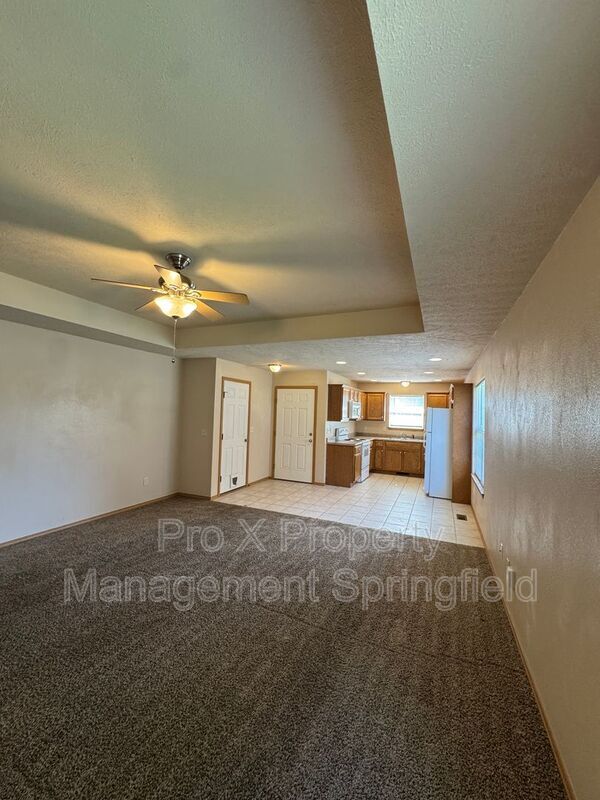 Building Photo - 3976 S Jonathan Ave