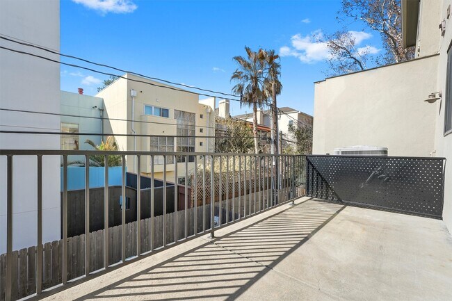 Building Photo - 6403 Westcott St