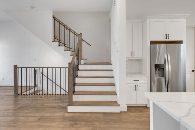 Building Photo - 1526 Chestnut St