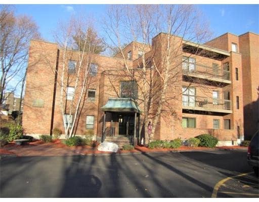 123 Elm Front - 123 Elm St