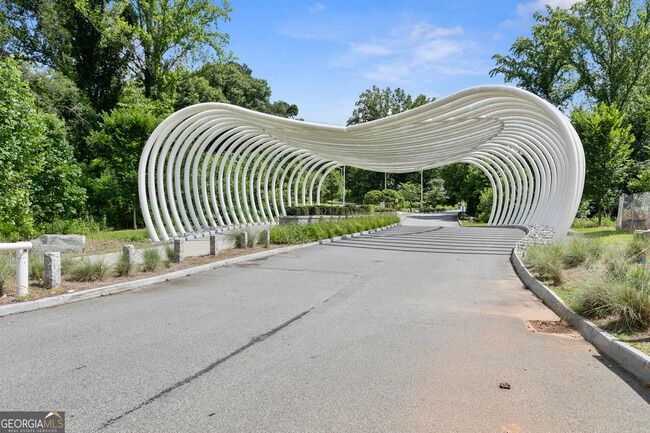 Building Photo - 1954 Summit Trace Cir NW