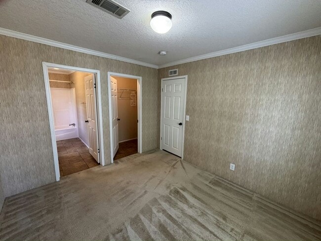 Building Photo - 2816 NW 63rd Ave