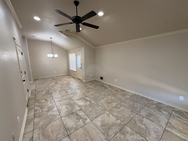 Building Photo - 5508 Settlers Ct