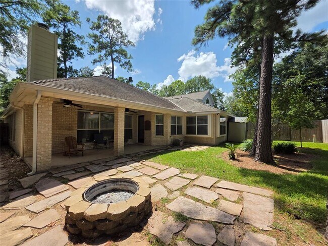 Building Photo - 126 S Millport Cir