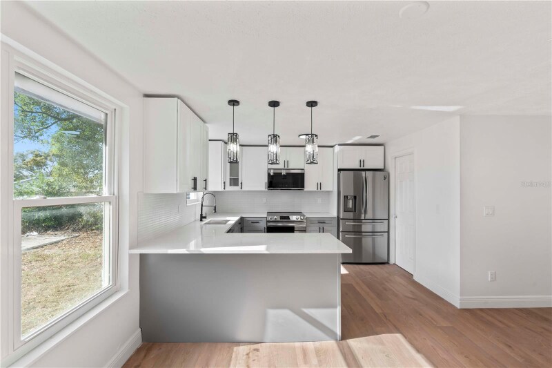 Building Photo - 10072 Northcliffe Blvd