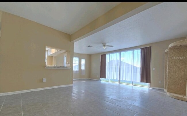 Building Photo - 433 Orchid Dr