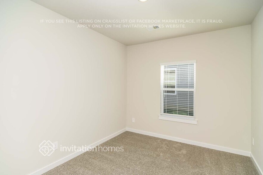 Building Photo - 1126 Bluffton Cir