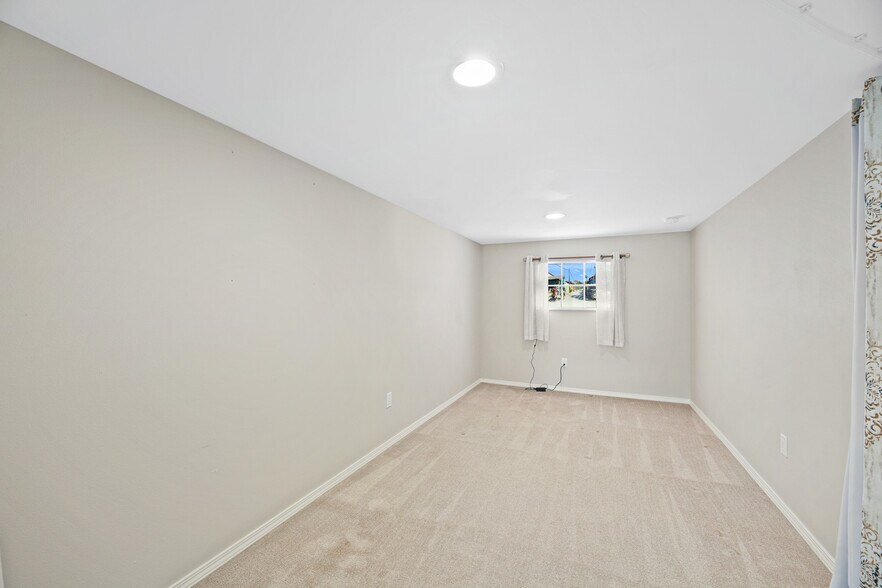 Basement bedroom/office area - 4232 332nd Ave SE