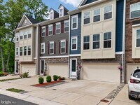 Building Photo - 2552 Buckthorn Dr