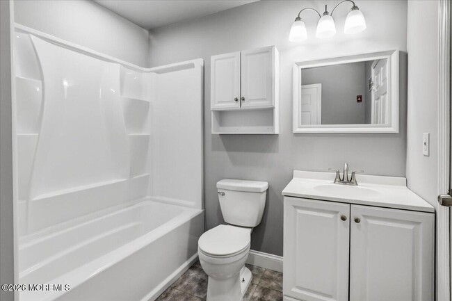 Building Photo - 306 Larkspur Ln