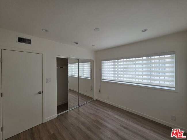 Building Photo - 2908 141st Pl