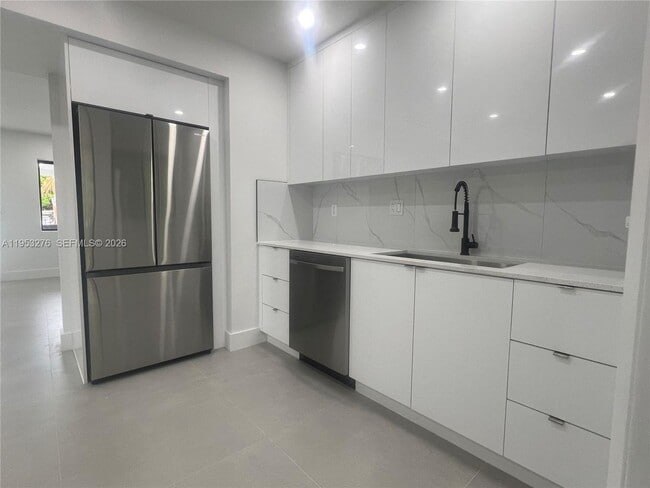 Building Photo - 13380 NW 32nd Ave