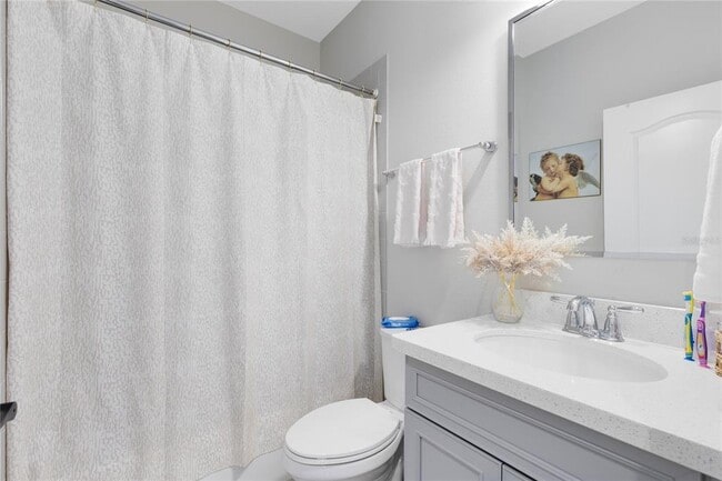 Building Photo - 9374 Reymont Street