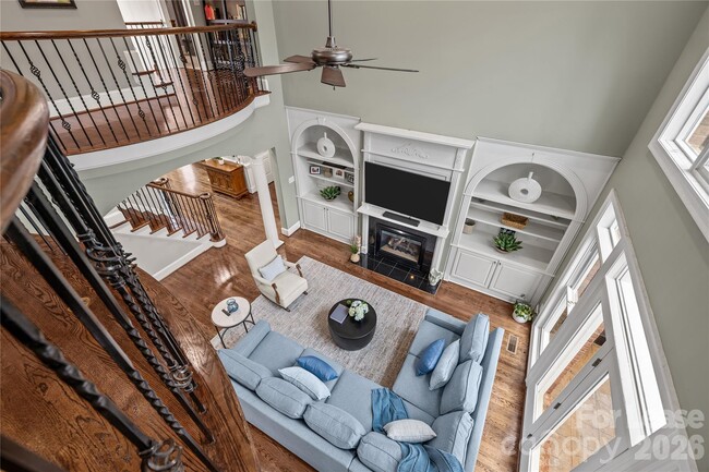 Building Photo - 1009 Honors Ct