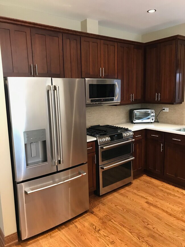 Kitchen - 1242 S State St