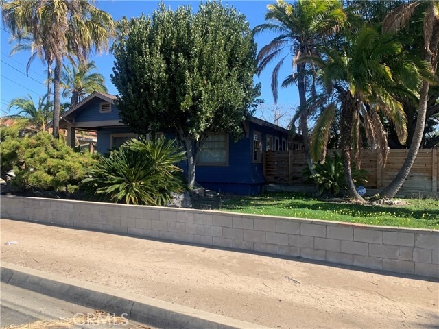 Building Photo - 5122 N Glendora Ave