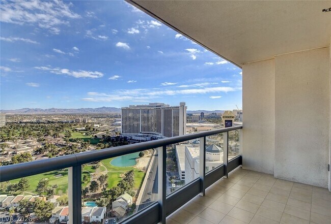 Building Photo - 322 E Karen Ave