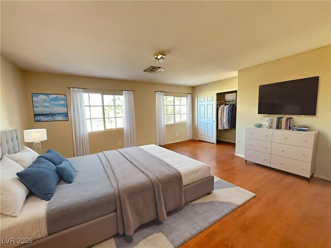 Building Photo - 7545 Slipstream St