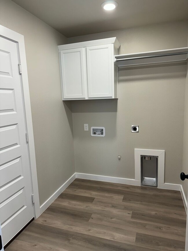 Building Photo - Brand new construction 3/2/2 CISD
