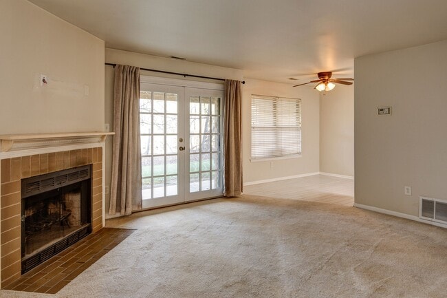 Building Photo - 328 Tavistock Rd