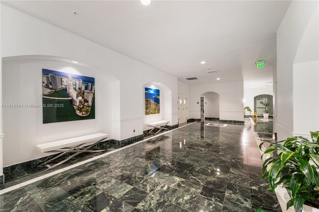 Building Photo - 800 Claughton Island Dr