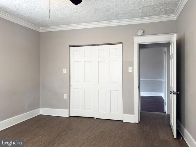 Building Photo - 1620 Randolph St