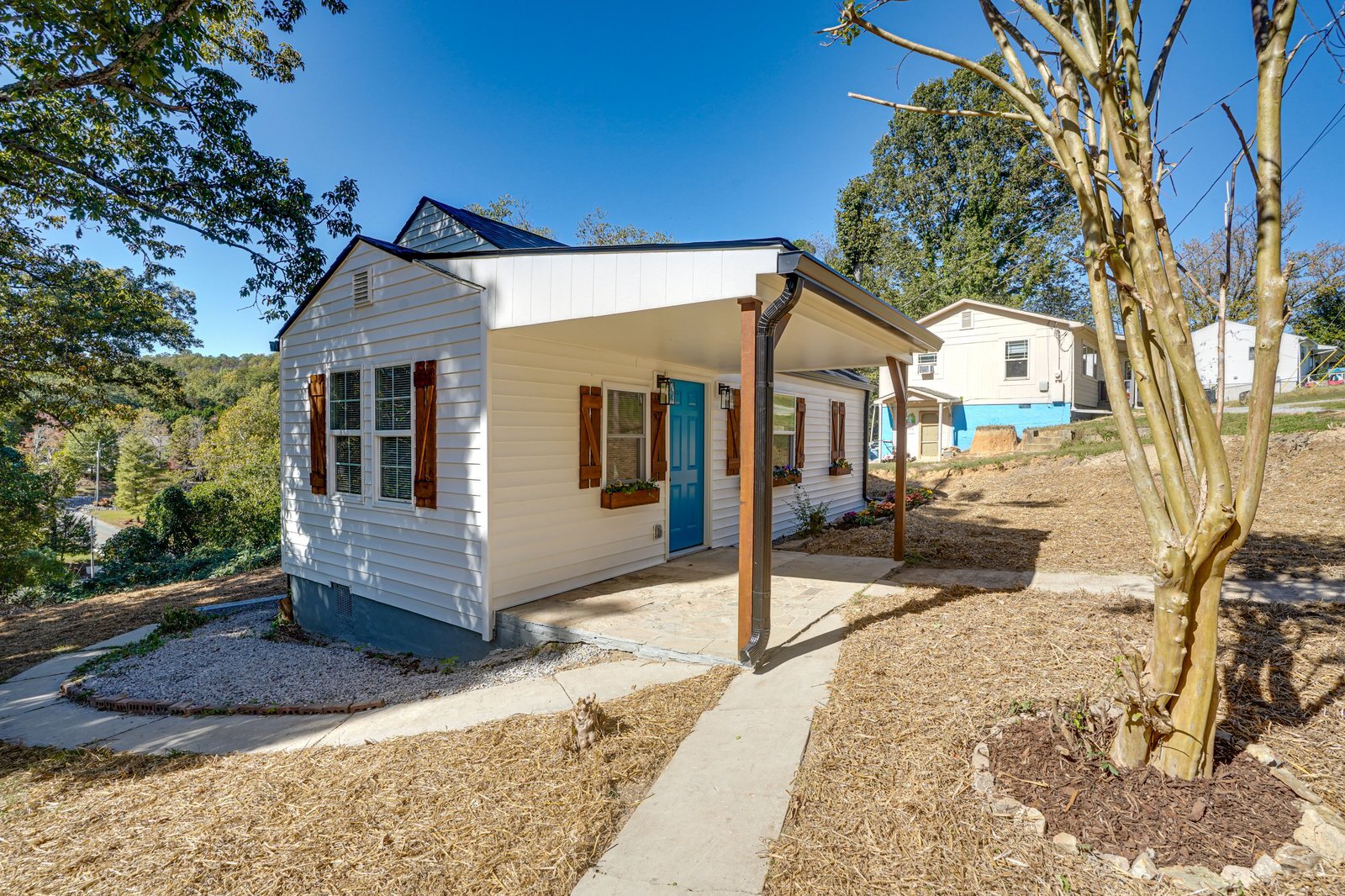 Building Photo - 927 Hulana St