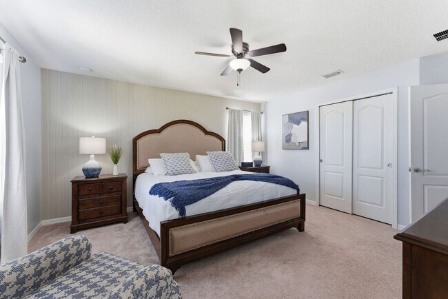 Building Photo - 8914 Zurich Ln