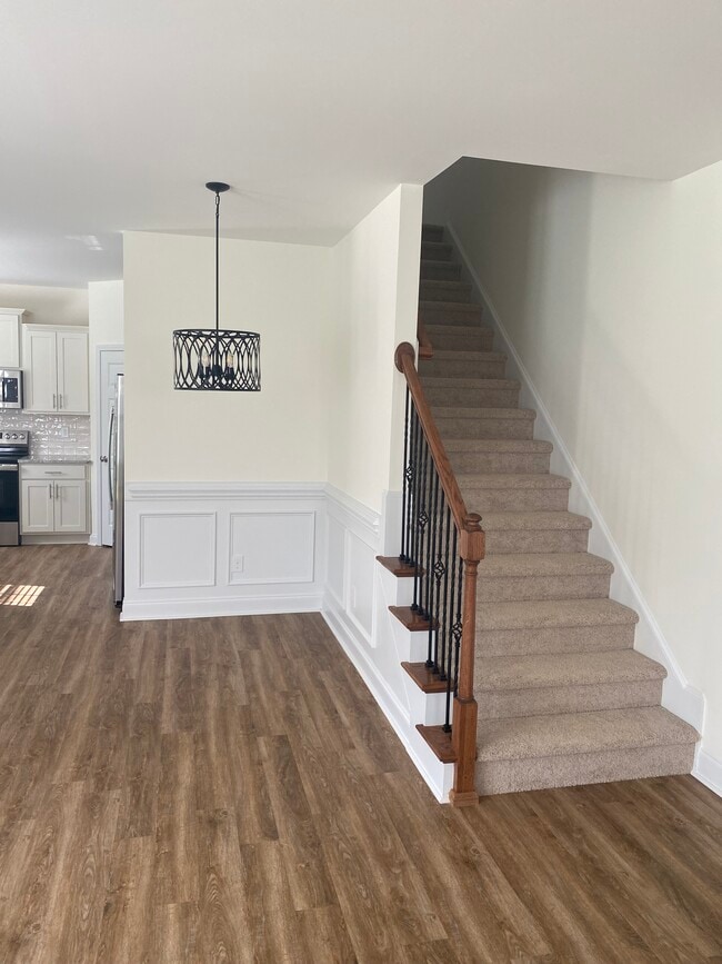 Building Photo - 3862 Blackhills Rd