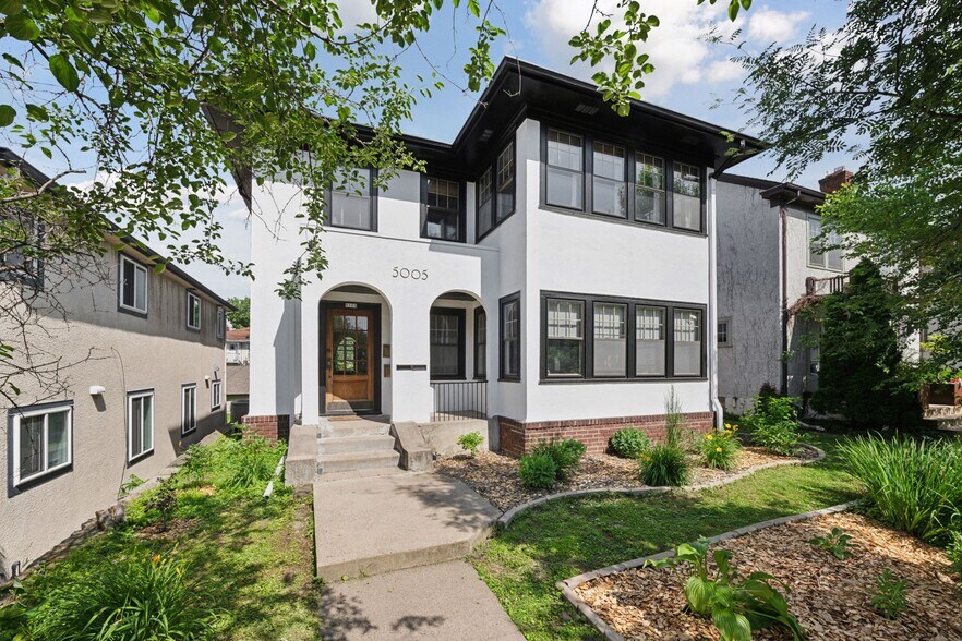 Primary Photo - 5005 Oliver Ave S