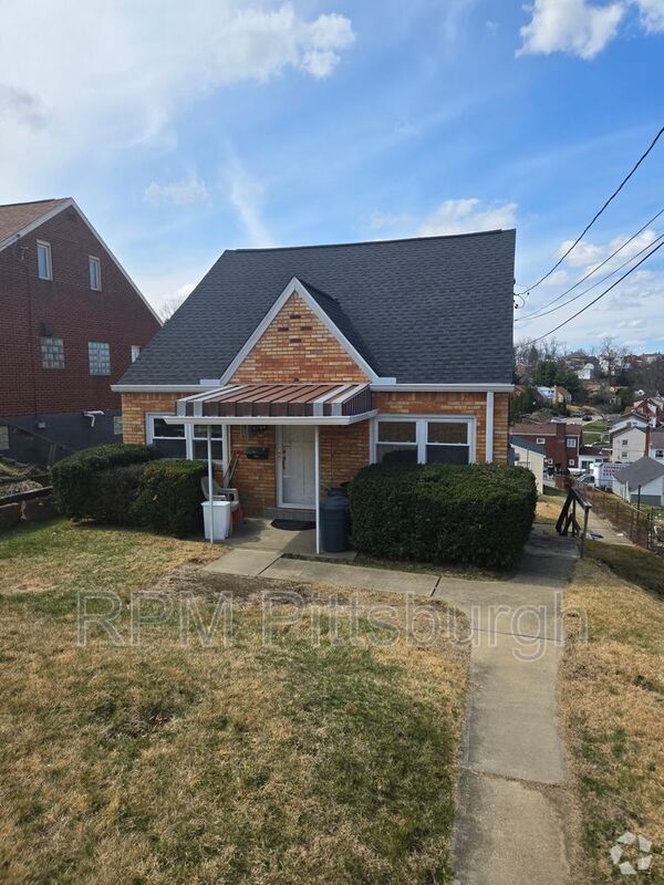 Building Photo - 4744 Lougean Ave