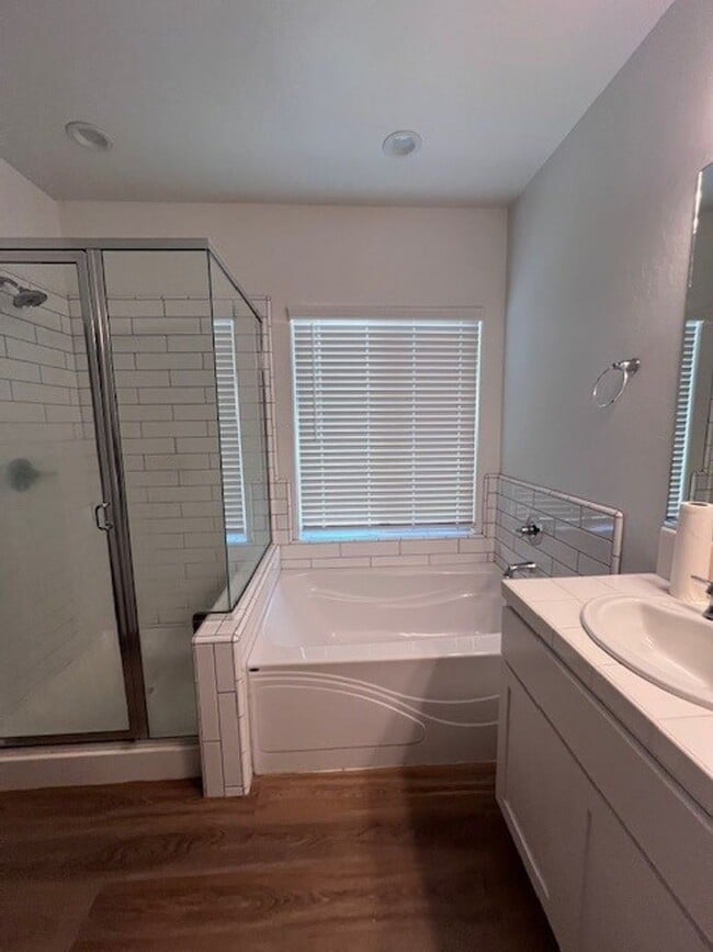 Building Photo - Coming Soon!