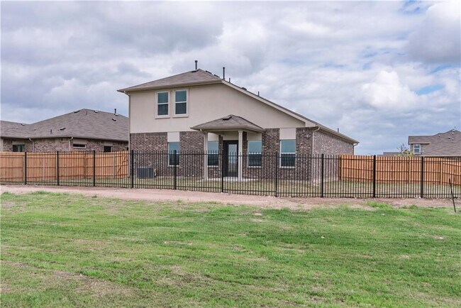 Building Photo - 132 Shiner Ln