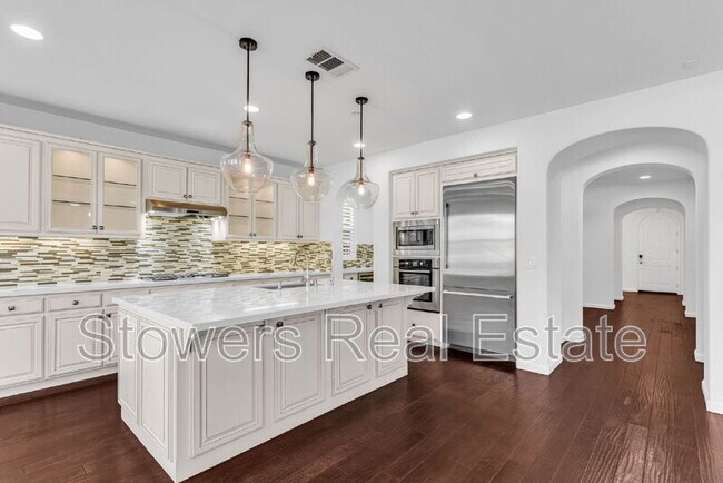 Building Photo - 3223 Carpenter Way