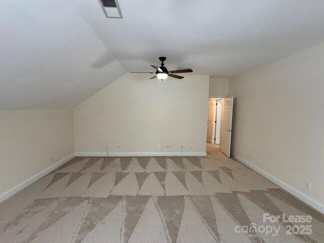 Building Photo - 7127 Weddington Brook Dr