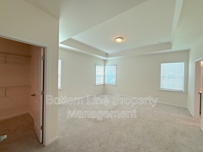Building Photo - 14929 Baldridge Dr
