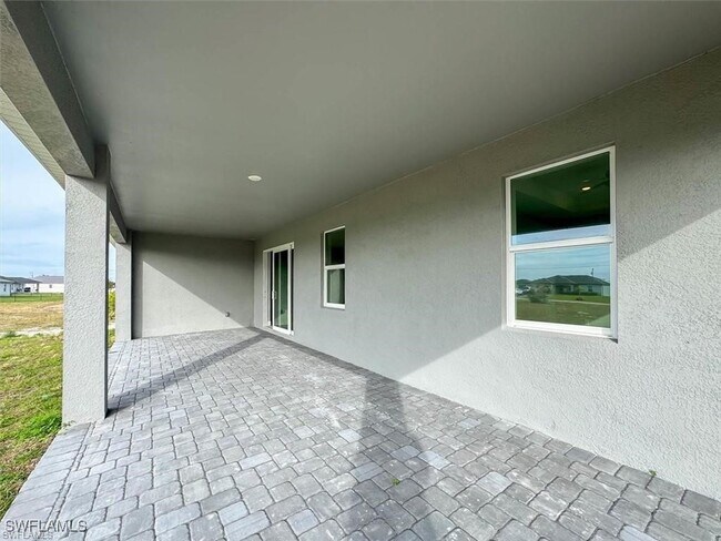 Building Photo - 4230 NW 32nd Ln