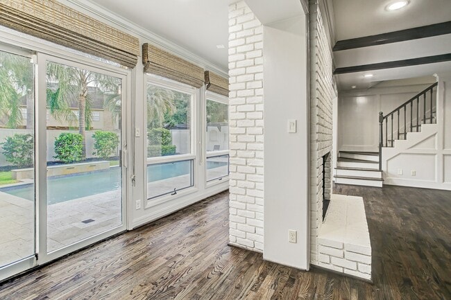 Building Photo - 15807 Fleetwood Oaks Dr