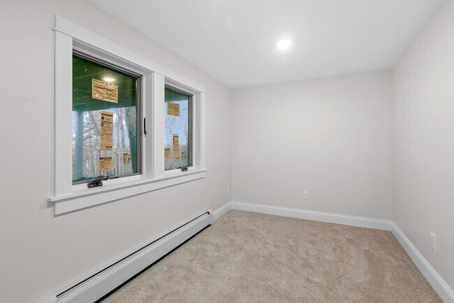 Building Photo - 1826 Franklin Ave SE