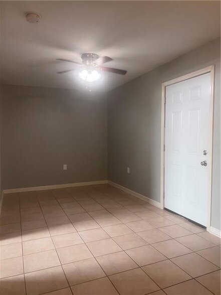 Building Photo - 535 Lafayette St