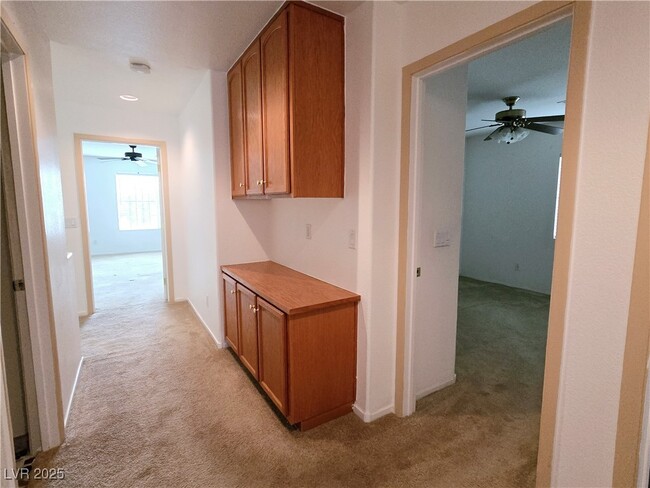 Building Photo - 10140 Heron Island Ave