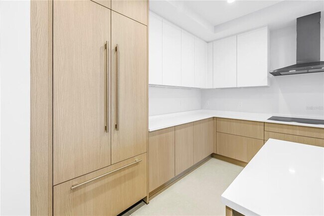 Building Photo - 275 1st Ave S