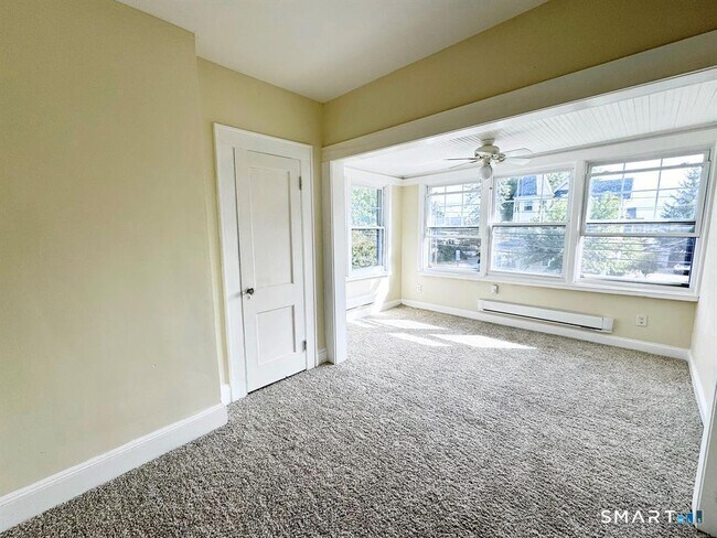 Building Photo - 113 Ellsworth St