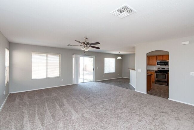 Building Photo - LOVELY 4 BED 3 BATH HOME IN SAN TAN VALLEY