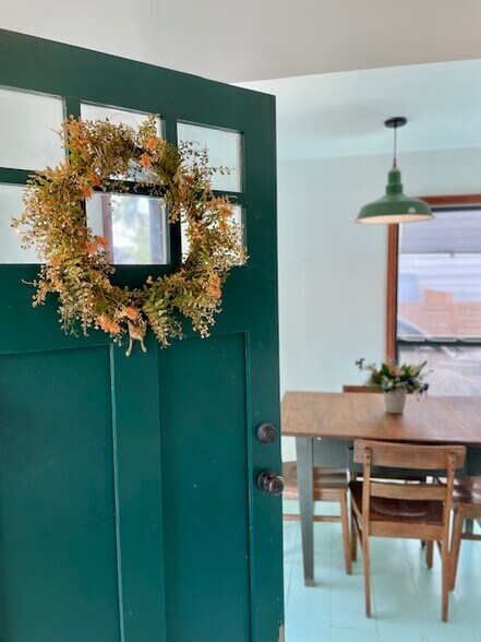 Building Photo - 3006 Govalle Ave