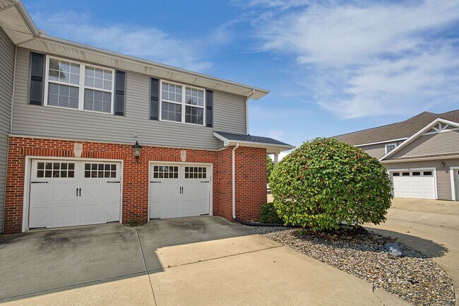 Building Photo - 106 Essex Ln