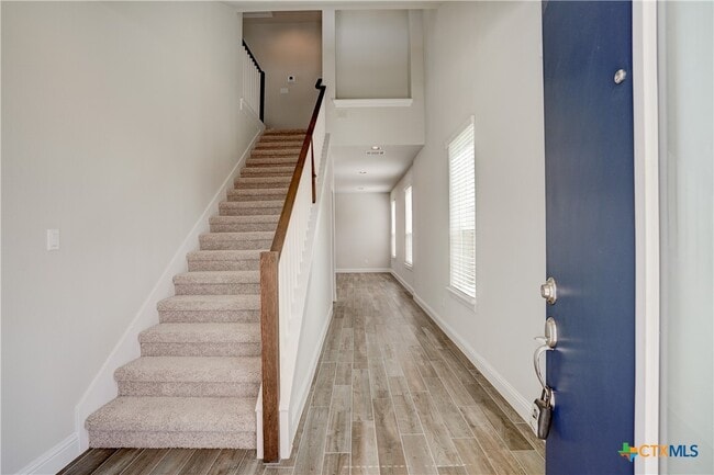 Building Photo - 130 Hidden Branch Cv